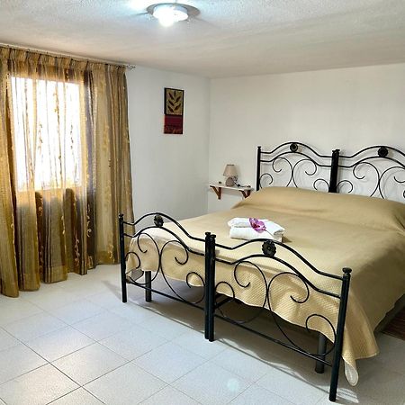 La Casa Dei Bouganville - Lo Stagnone Isole Egadi Μαρσάλα Εξωτερικό φωτογραφία